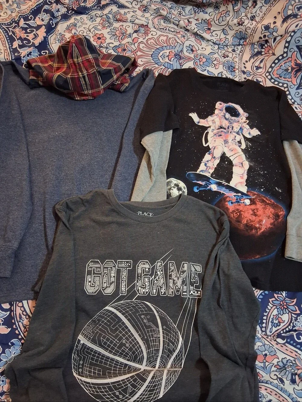 CHILDREN'S PLACE BOYS XXL SIZE 16 LONG SLEEVED SHIRTS ASTRONAUT SPACE GAMING
